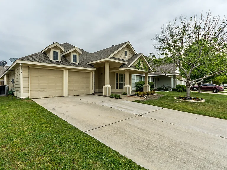 9924 Wild Ginger Dr — Photo 6