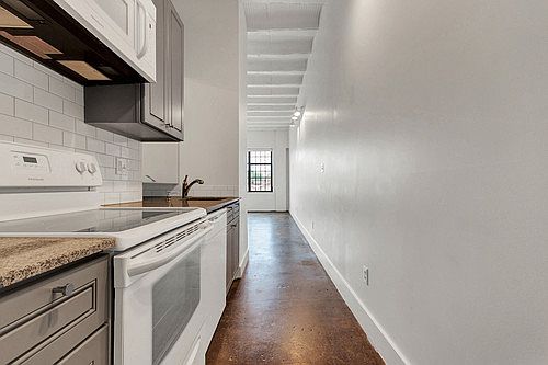 1st image of 4901 Pernod Ave APT 8