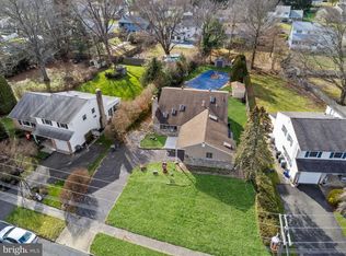 148 Hogeland Rd, Southampton, PA 18966