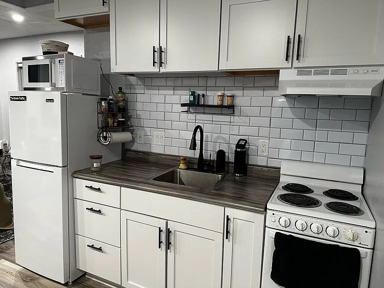 Kitchen area