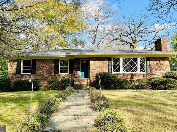 600 Oakcrest Dr, Rockmart, GA 30153