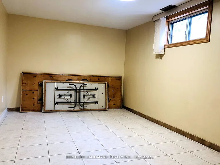 8 Plainfield Rd #BASEMENT — Photo 13