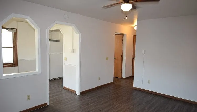 2 bed, 902 sqft, $1,495 — Photo 4