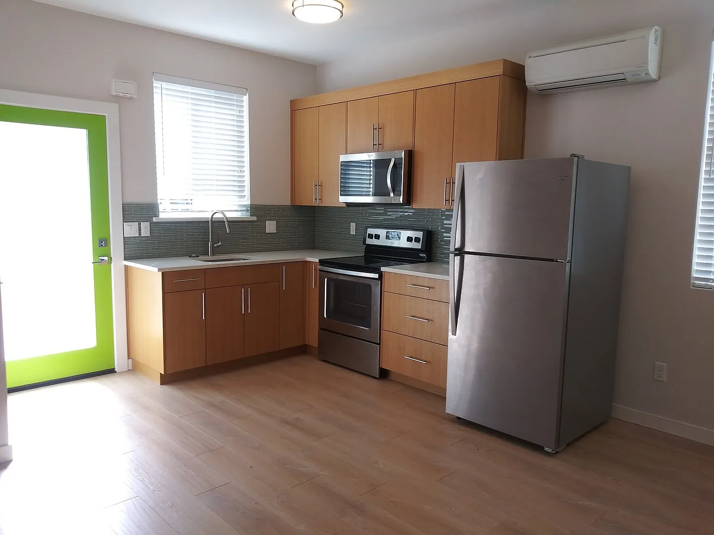 #128-N. Alberta St. — Photo 2