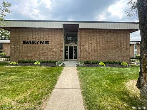 4190 Rochester Rd #112 Photo 1
