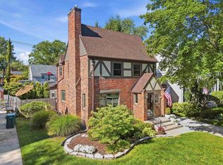 1259 Grayton St, Grosse Pointe Park, MI 48230