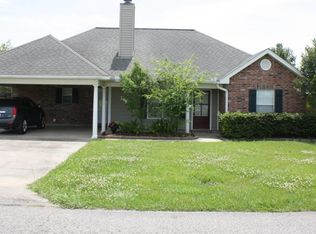 225 Heart D Farm Rd, Broussard, LA 70518