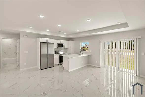 821 Palomino St E — Photo 3