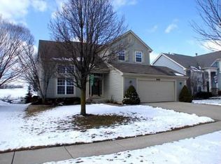 1916 Harrison Ave, Mundelein, IL 60060