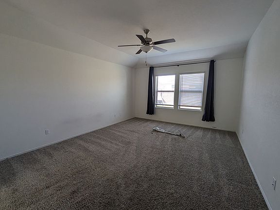 3rd image of 115 Balsam St