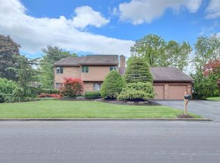 4012 Wedgewood Rd, Allentown, PA 18104