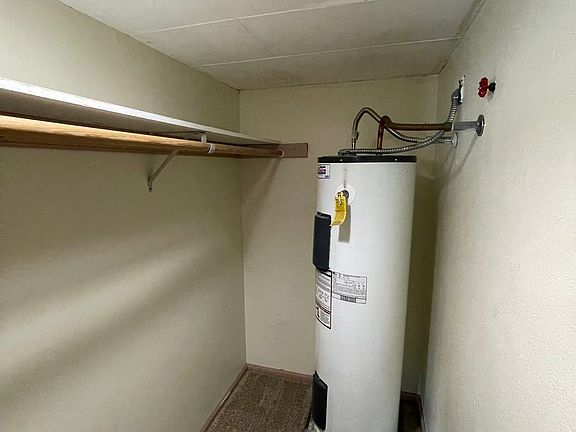 5th image of 138 W Oregon Ave Unit B
