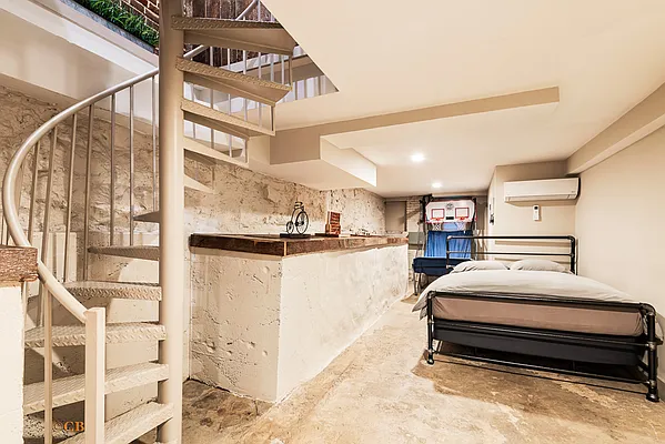 Rented by Corcoran | media 9