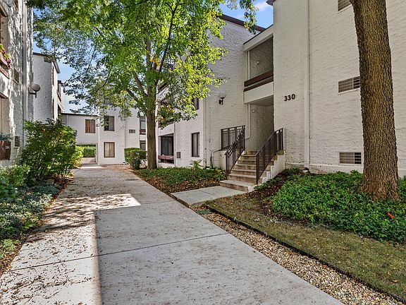 3rd image of 330 W Miner St APT 1C