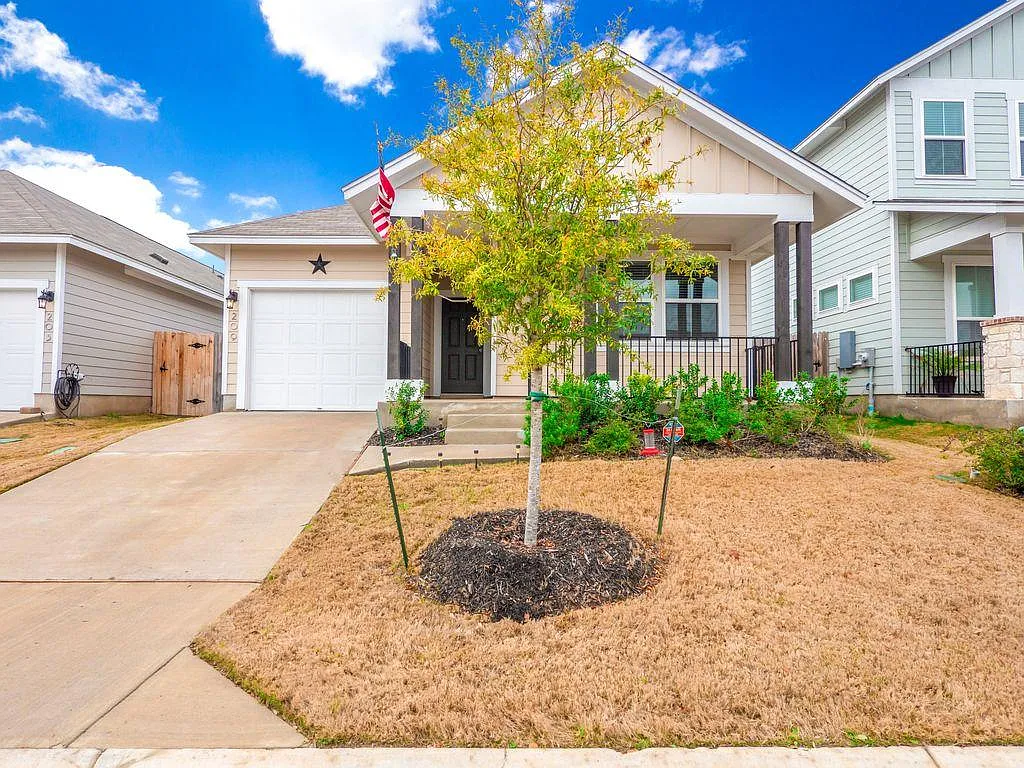 Building Photo - 209 Michaelis Dr