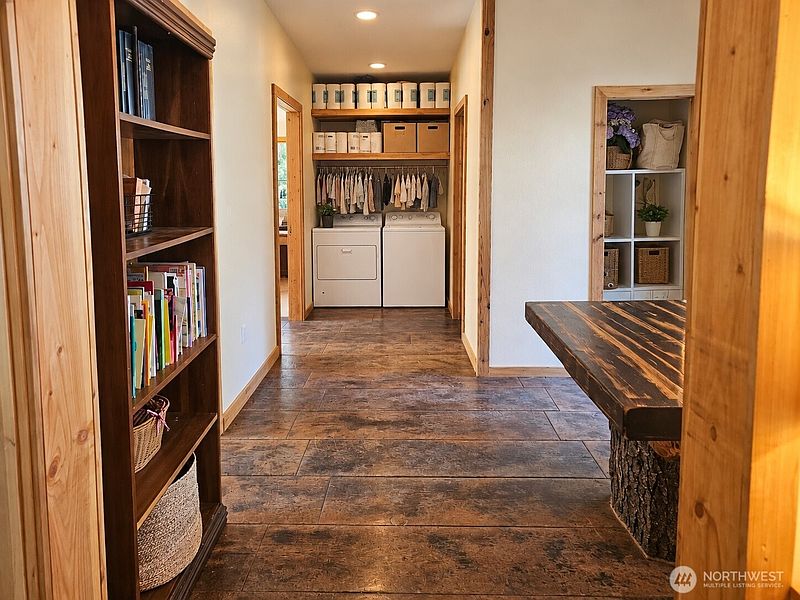 4th image of 218 Bowen Road #84