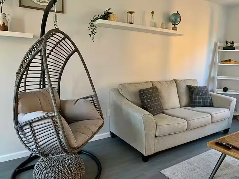 4034 Riviera Dr — Photo 14