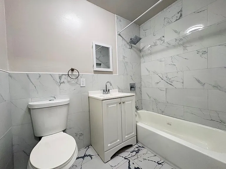 174 Ocean Ave #3 — Photo 4