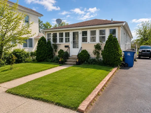83 Prospect Place Ext #1, East Haven, CT 06512
