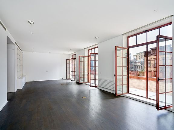 4th image of 132 Perry St APT 4A