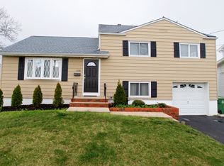 620 Beechwood Rd, Linden, NJ 07036