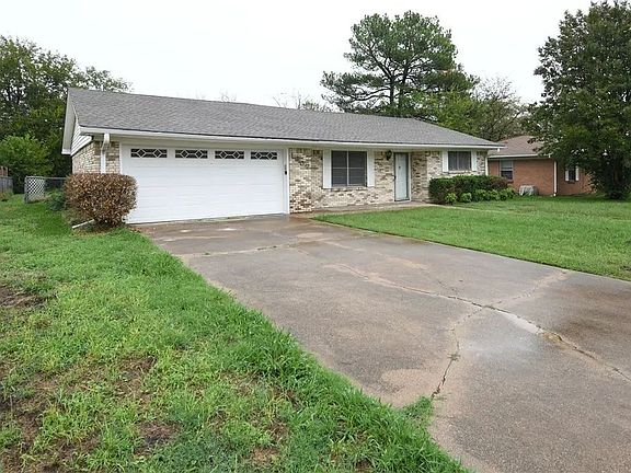 2nd image of 1607 Anthony St