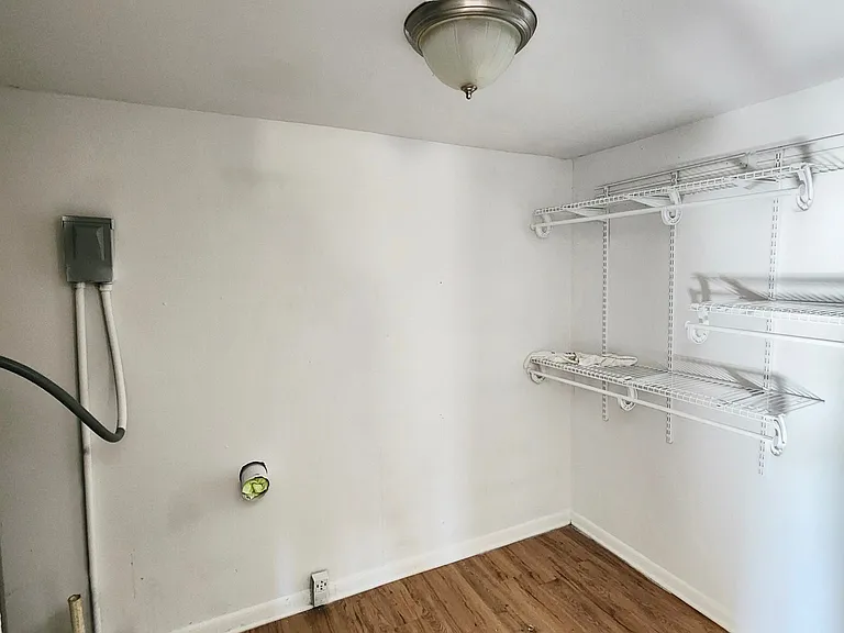 1628 1st St NW — Photo 6