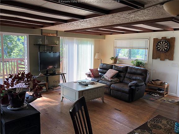 2nd image of 30 Lake Shore Dr