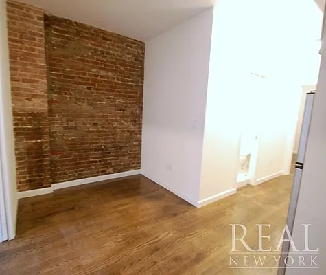 Rented by REAL New York | media 27