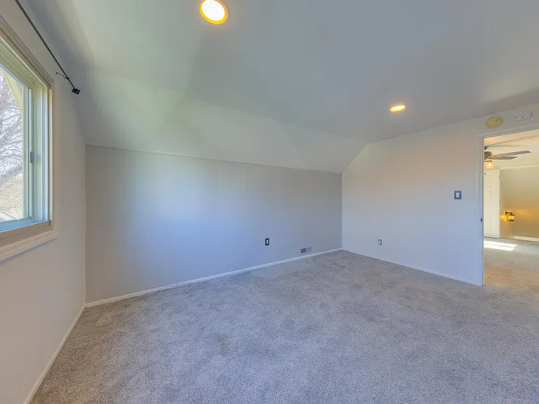 605 Autumn Hills Dr — Photo 30