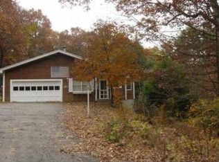 98 Mast Rd, Dover, NH 03820