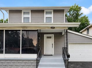 964 Lawrence Dr, Columbus, OH 43207