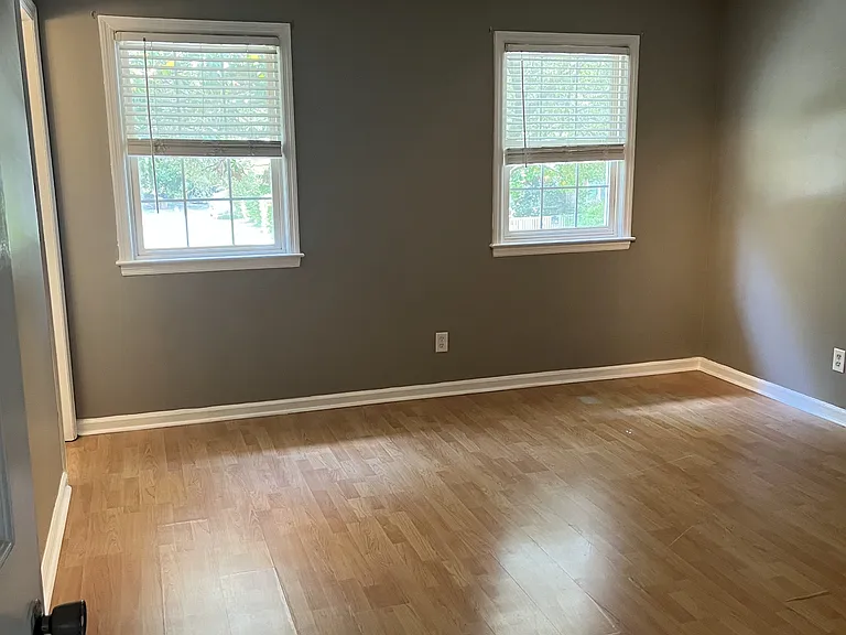 944 Cottingham Dr — Photo 10