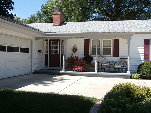 2nd image of 412 N 12th St