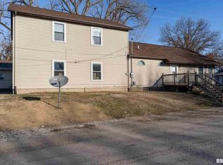 387 22nd St, East Moline, IL 61244