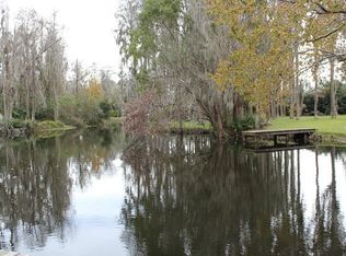 2825 Wilson Cir, Lutz, FL 33548
