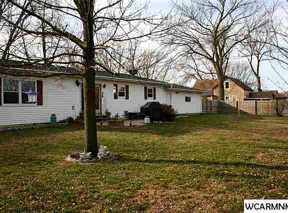 5th image of 608 E Maple Ave
