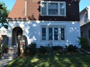 4480 N Bartlett Ave, Shorewood, WI 53211