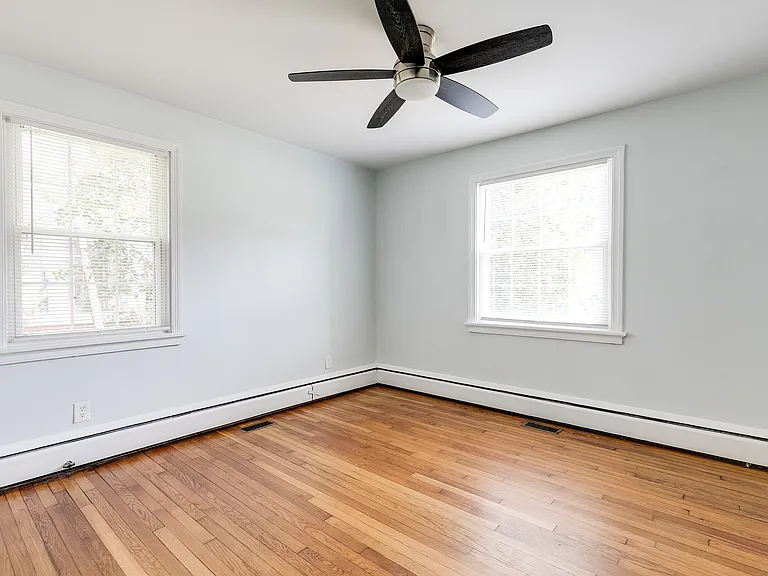 1000 Pepper Ave — Photo 23