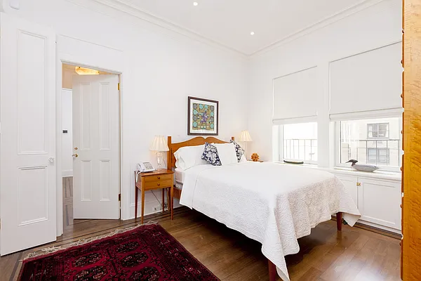 Sold by Nest Seekers International | media 18