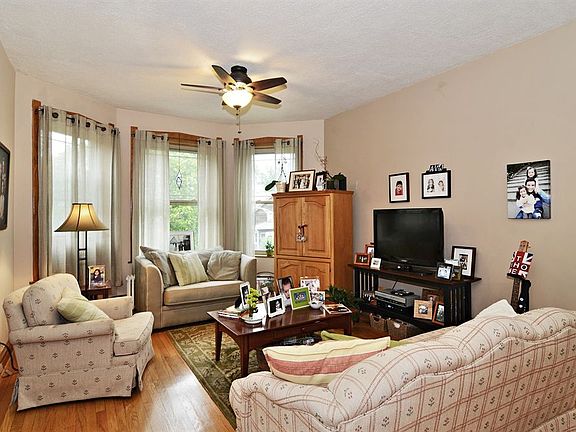 2nd image of 4030 N Leclaire Ave