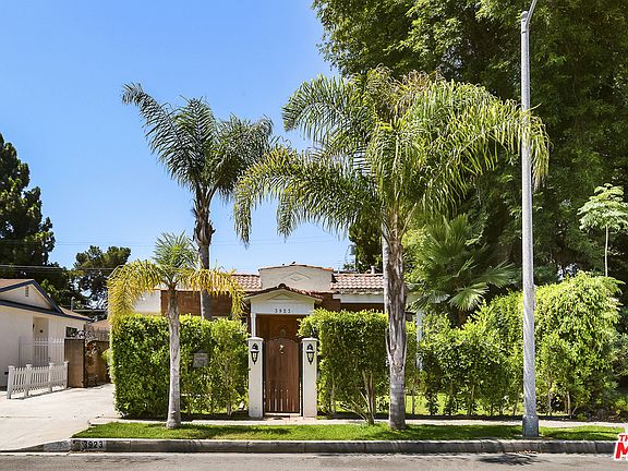 4th image of 3923 Bledsoe Ave