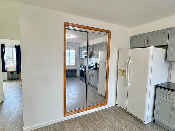 2nd image of 19917 26th Ave #2