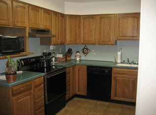 62 Quarry Rd, Levittown, PA 19057