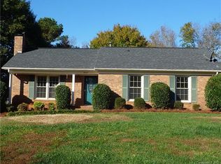 6727 Old Meadow Rd, Charlotte, NC 28227