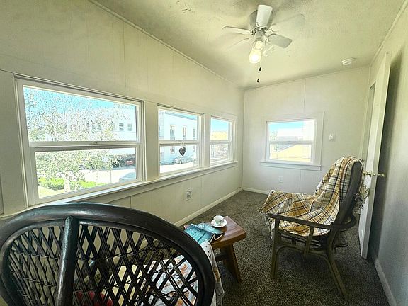 5th image of 110 Church St