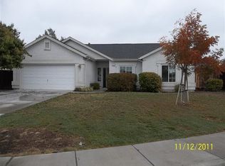 1942 Cole St, Dos Palos, CA 93620
