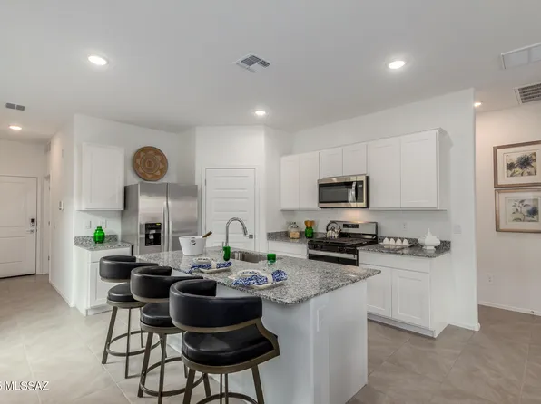 9908 N Mojave Sage Ave, Marana, AZ 85653