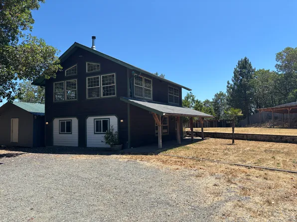 1546 Three Pines Rd, Grants Pass, OR 97526