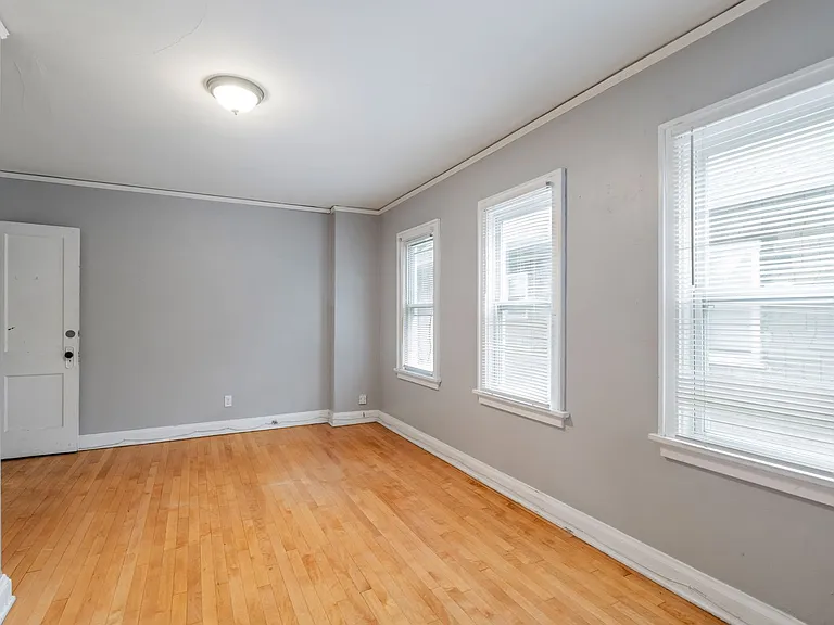 3372 N Downer Ave — Photo 16